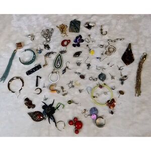Lot Of Single Earrings Missing Mates Fashion Multi-Color Costume Jewelry Crafts